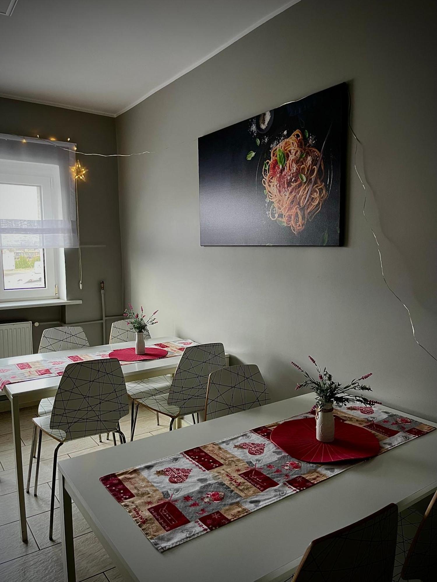 Hostel Azymut Września Екстериор снимка