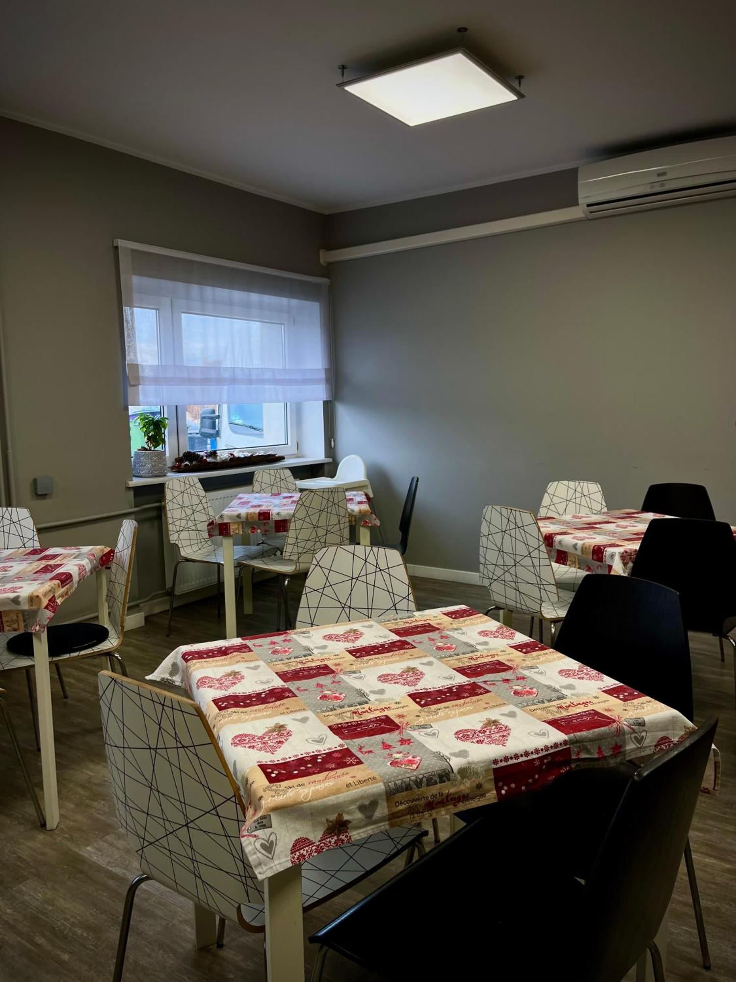Hostel Azymut Września Екстериор снимка
