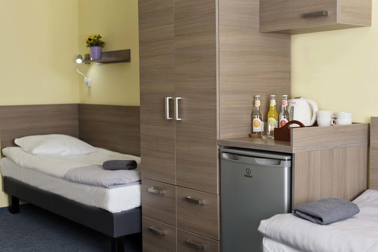Hostel Azymut Września Екстериор снимка