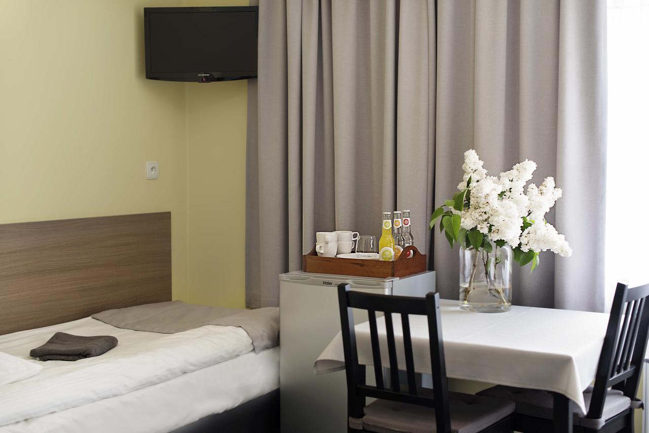 Hostel Azymut Września Екстериор снимка